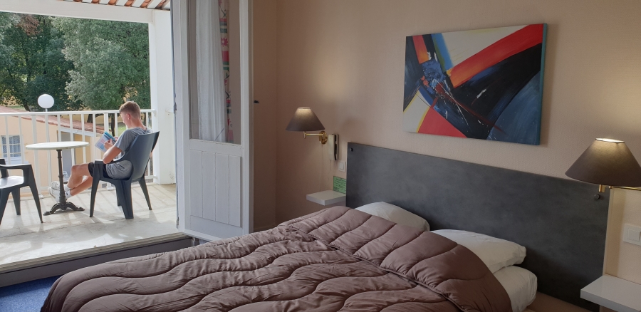 Hôtel 2 étoiles Les Chênes Verts à Saint-Savinien
