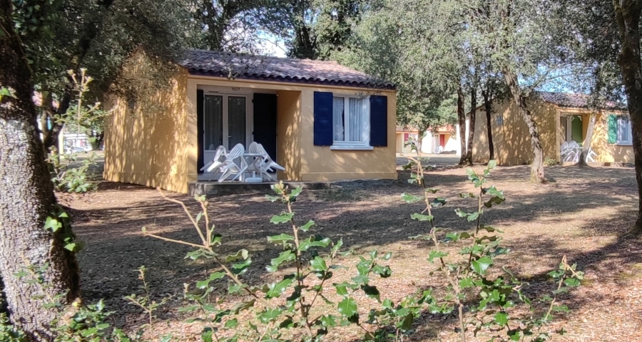 Gîtes du village vacances Les Chênes Verts en Charente-Maritime