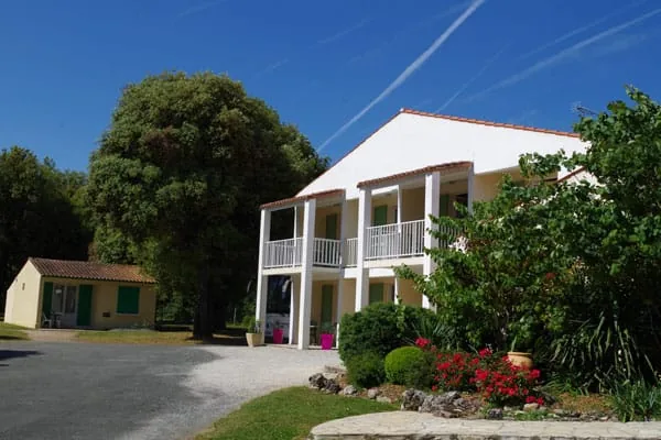 Offre sp&eacute;ciale du village vacances Les Ch&ecirc;nes Verts &agrave; Saint-Savinien